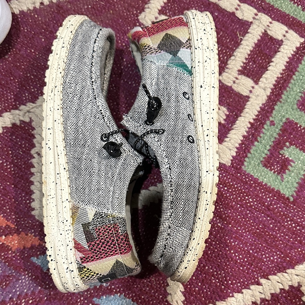 Hey Dude men’s ' Multicolor Shoes